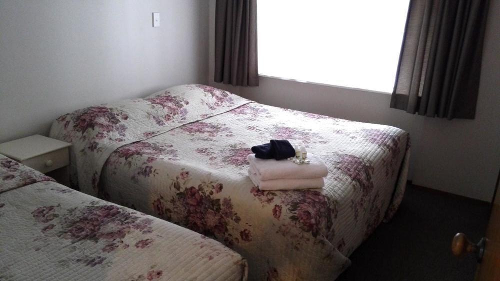 Okura Bush Browns Bay Olive Tree Motel & Apartment מראה חיצוני תמונה
