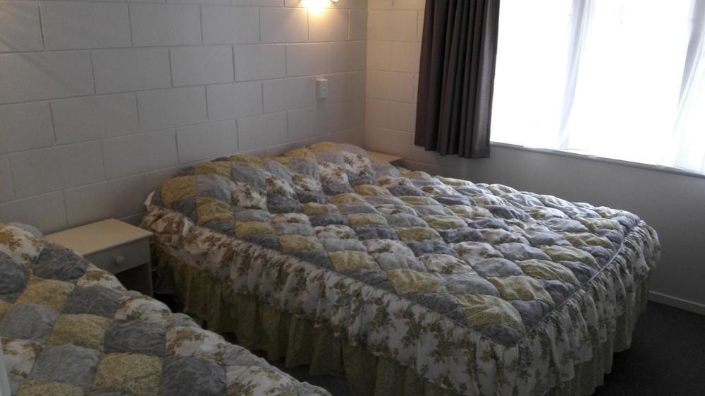 Okura Bush Browns Bay Olive Tree Motel & Apartment מראה חיצוני תמונה